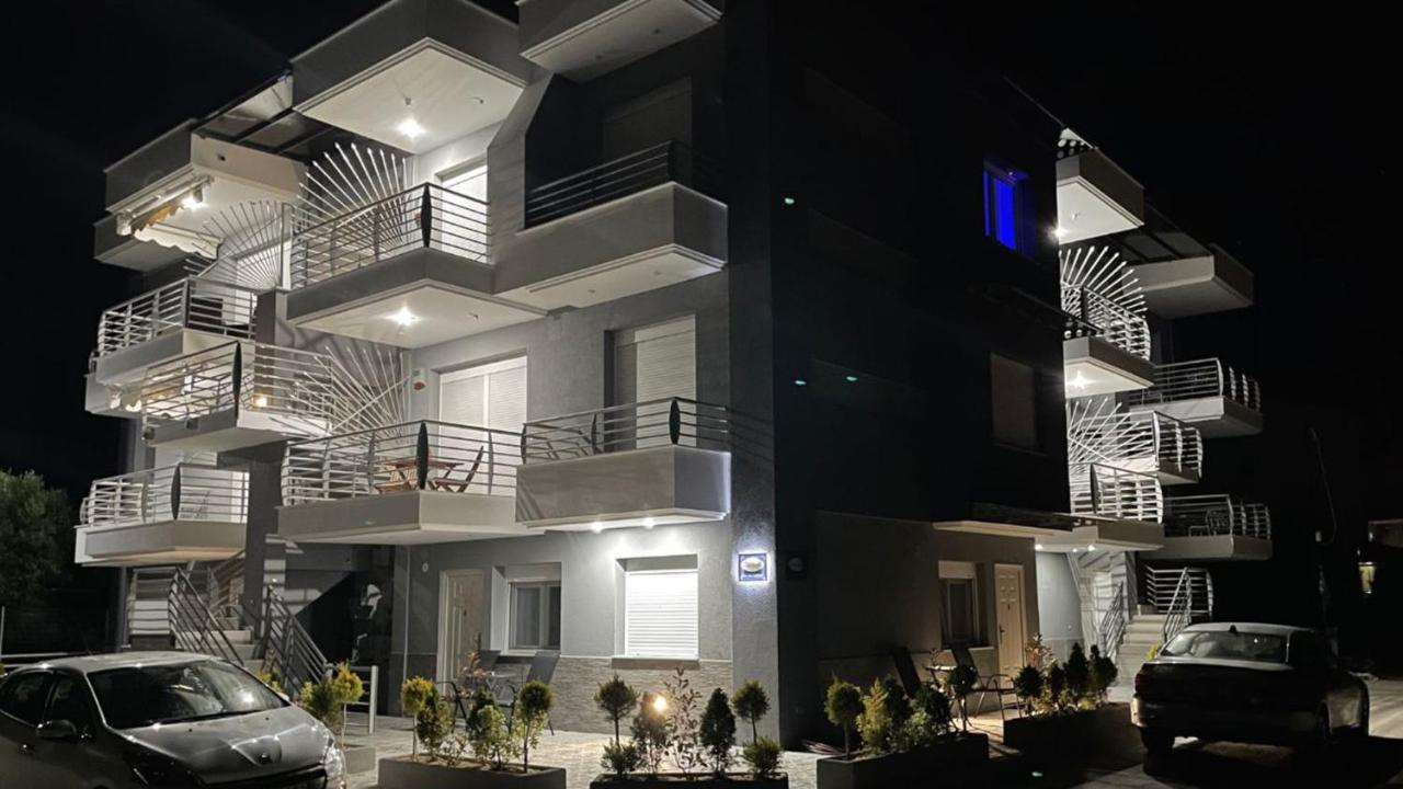 Luxrooms Ofrínion Exterior foto