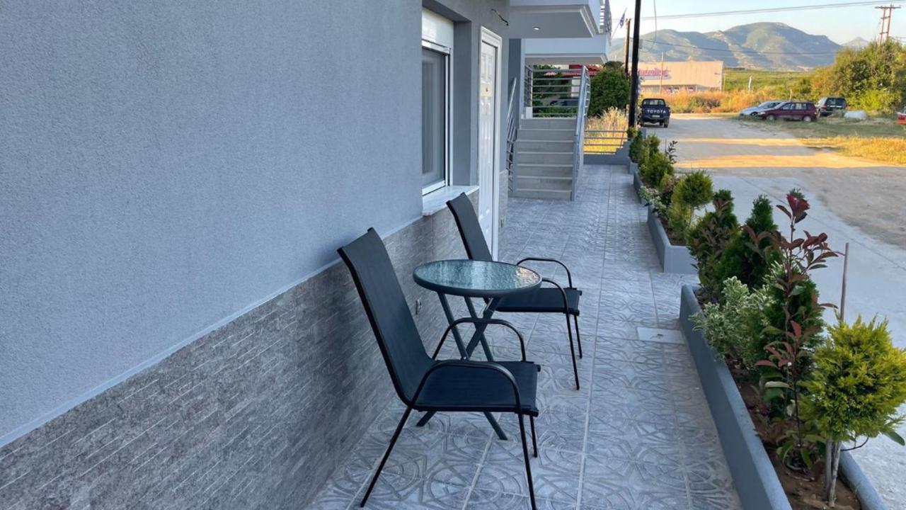 Luxrooms Ofrínion Exterior foto